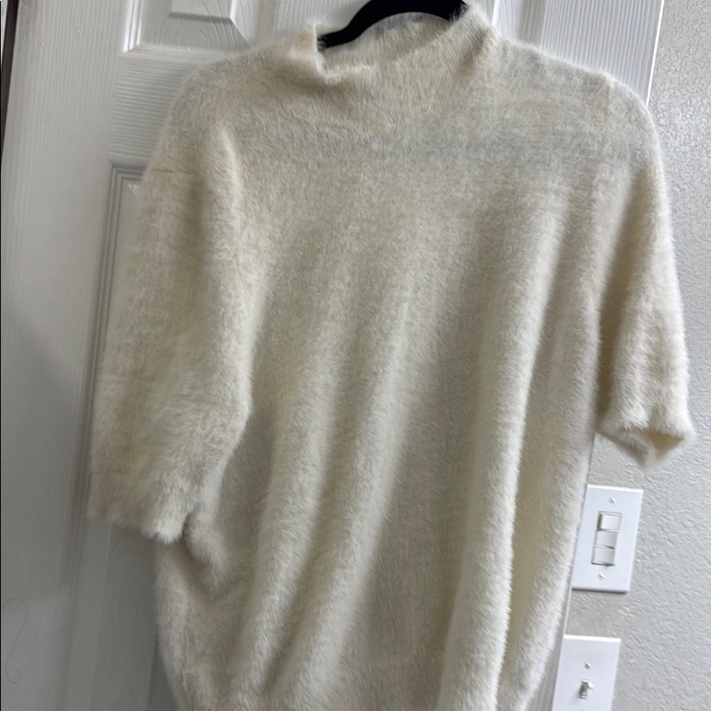 Apt. 9 Cream Fuzzy Short-Sleeve Turtleneck Sweater